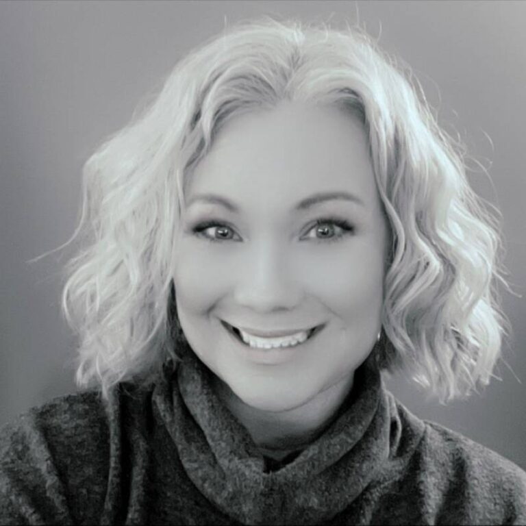 Kashbox Coaching Kelli Deater Coach
